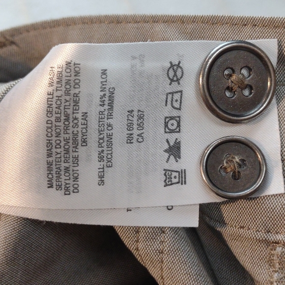 Columbia Size 12 Pants/capris. Hiking, traveling, outdoor. - Picture 9 of 9